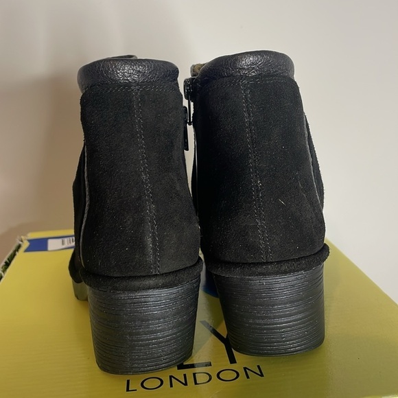 SOLD Fly London | Women’s Black Suede Bootie Size 8 New in Box - Picture 3 of 7